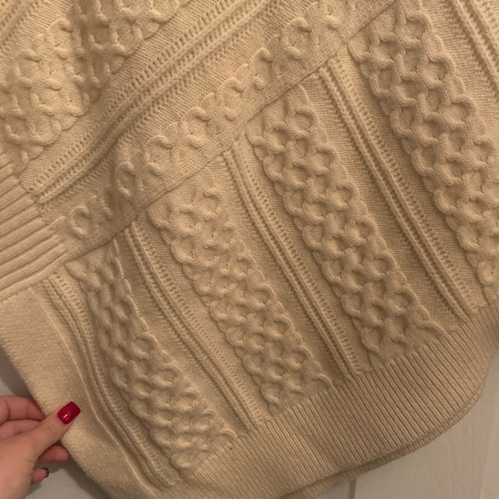 Karen Millen poncho-like sweater with fringe - Picture 3 of 5